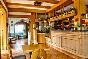 Hotel-Caminetto-Mountain-Resort-1